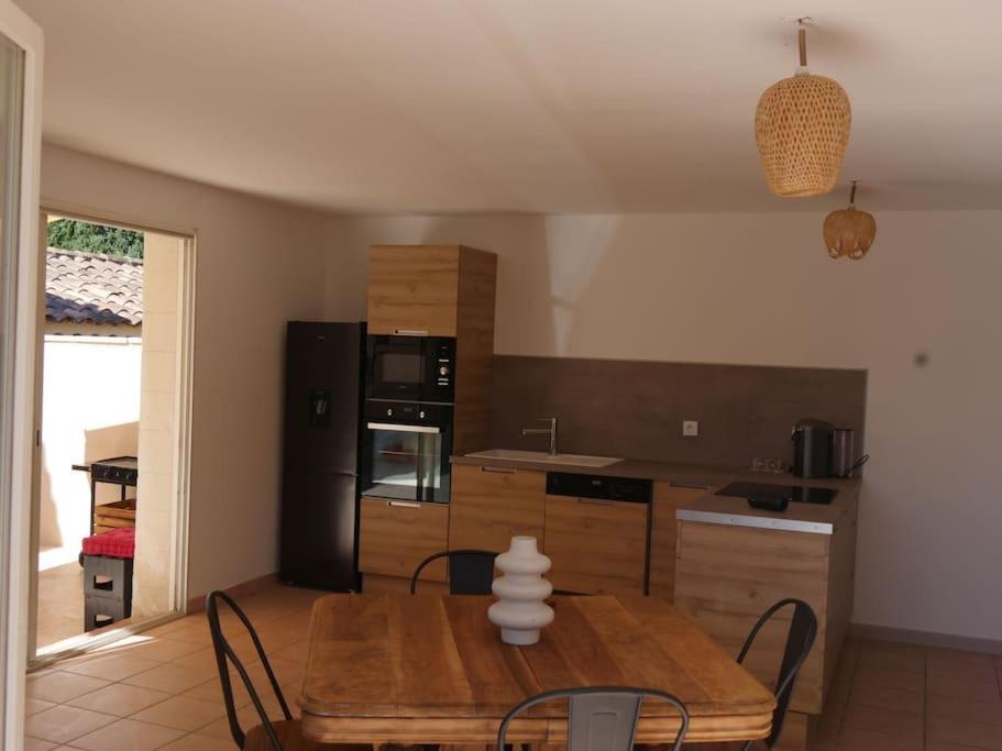 Luciole Des Alpilles Mouries Exterior foto