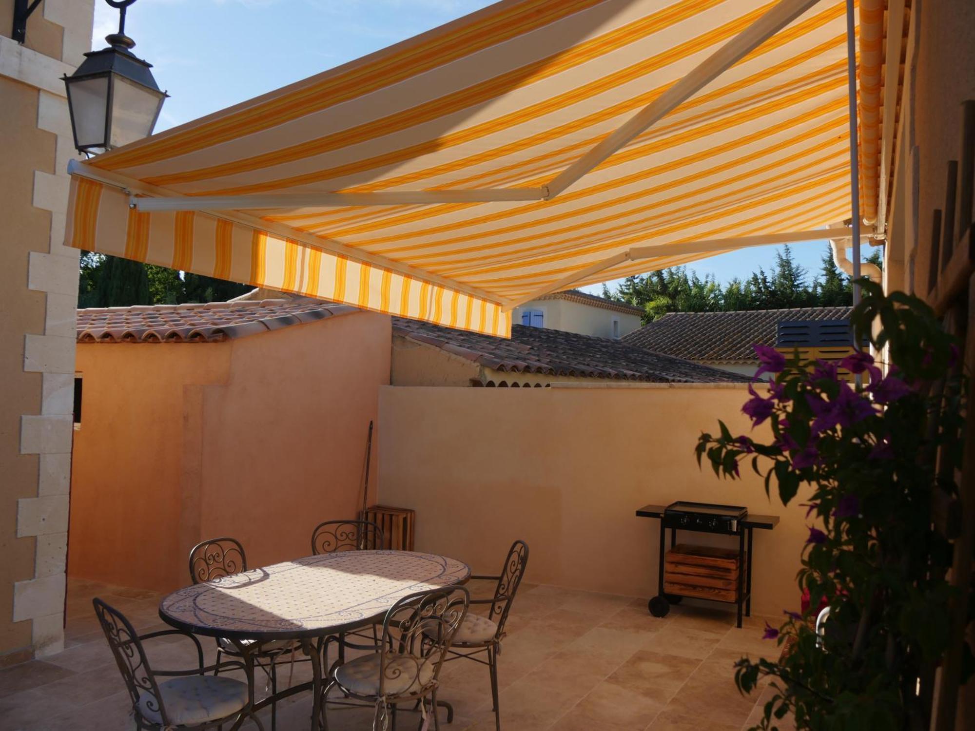 Luciole Des Alpilles Mouries Exterior foto